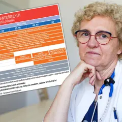 Lekarka z aparatem słuchowym prezentuje kalendarz szczepień dorosłych, uwzględniający szczepienie 18 lat.